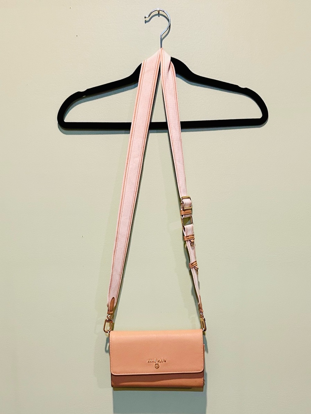 Light Brown Crossbody Wallet Bag with Adjustable Strap